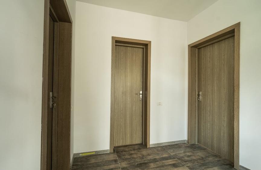 Casă individuală cu 3 camere cu Canalizare în Albota