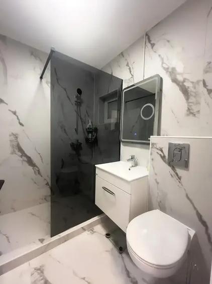 Apartament cu 3 camere decomandat, mobilat în Banu Manta