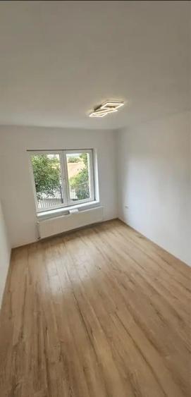 Spațiu comercial, de 20 mp, în Central