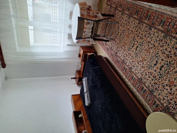 Apartament cu 2 camere decomandat în Trocadero