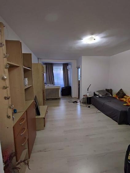 Garsonieră semidecomandată, mobilată în Drumul Taberei