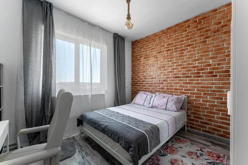 Casă cu 7 camere cu Teren 463 Mp în Dragomirești-Deal