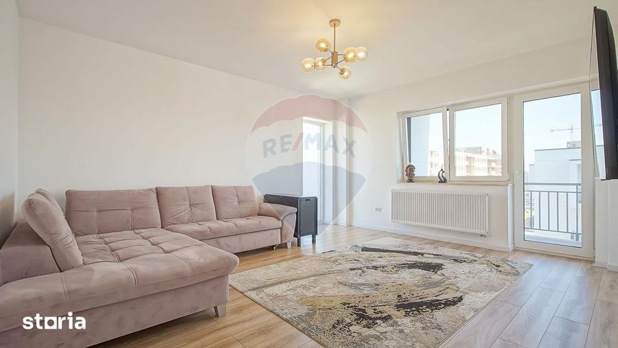 Apartament cu 3 camere, mobilat în Tractorul