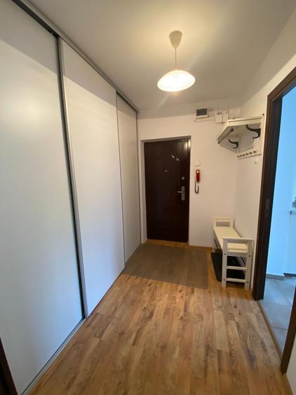 Apartament cu 2 camere semidecomandat, mobilat în Tineretului