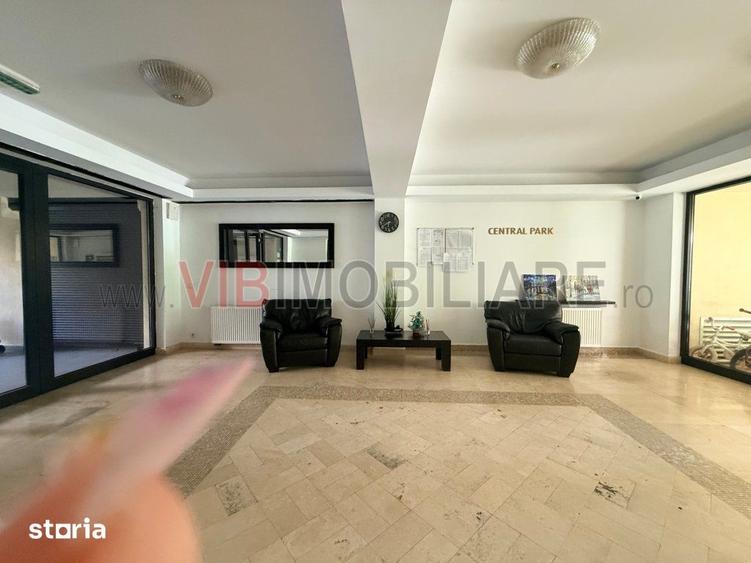 Apartament cu 3 camere în Tei