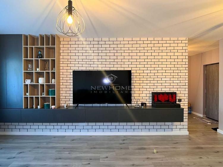 Apartament cu 2 camere semidecomandat în Sopor
