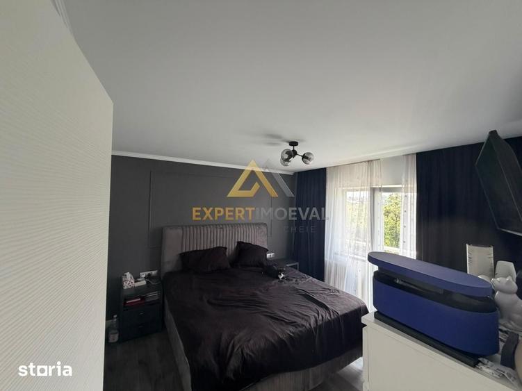 Apartament cu 3 camere în Vasile Alecsandri