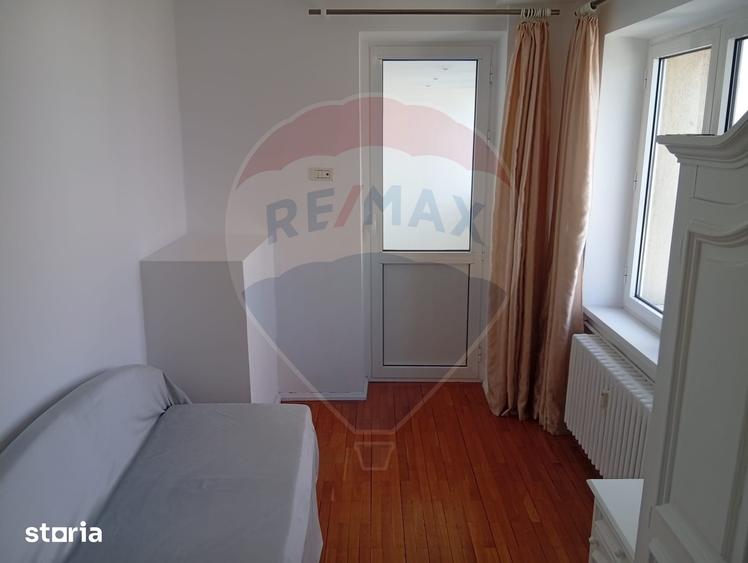 Apartament cu 3 camere în Central