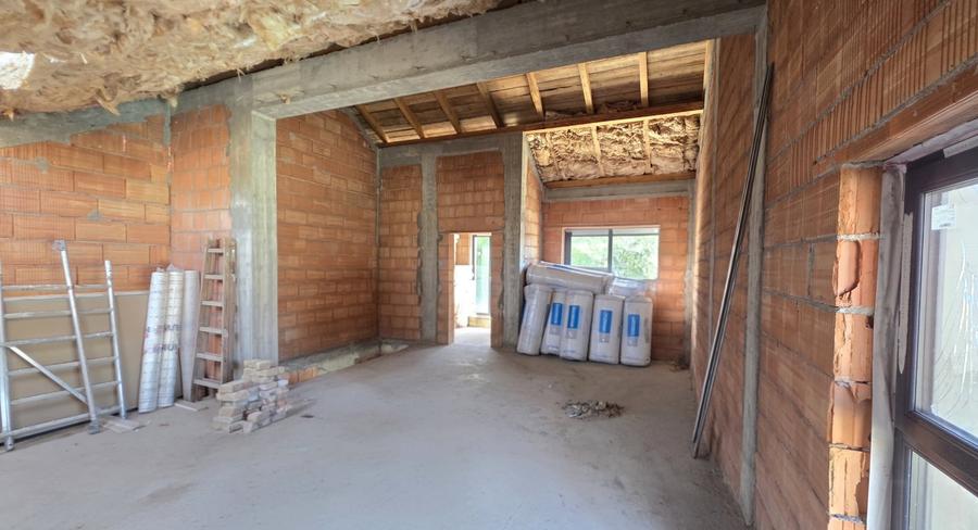 Duplex cu 4 camere cu Canalizare în Sânandrei