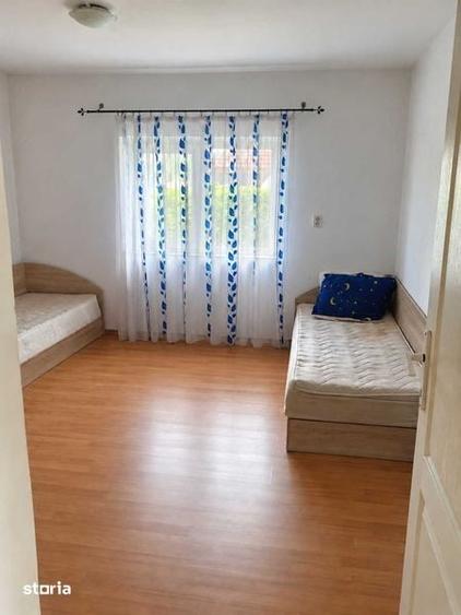 Casă cu 4 camere cu Teren 164 Mp în Central