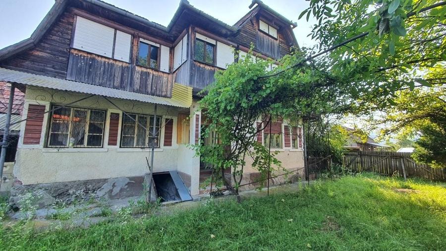 Casă cu 4 camere în Nazna