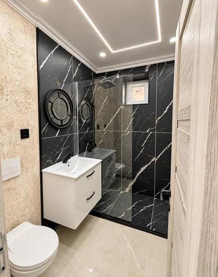 Apartament cu 4 camere decomandat în Apollo
