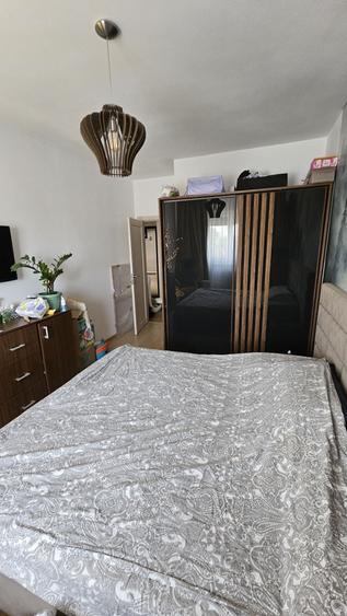 Inchiriez apartament 2 camere - 8