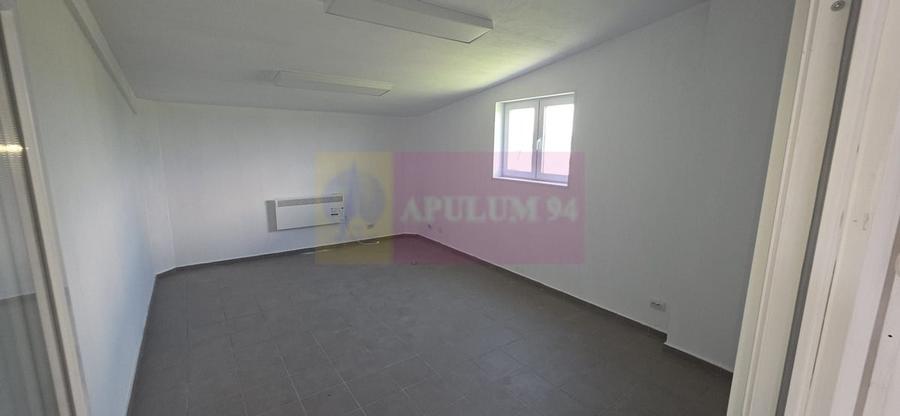 Spațiu comercial, de 200 mp, în Central