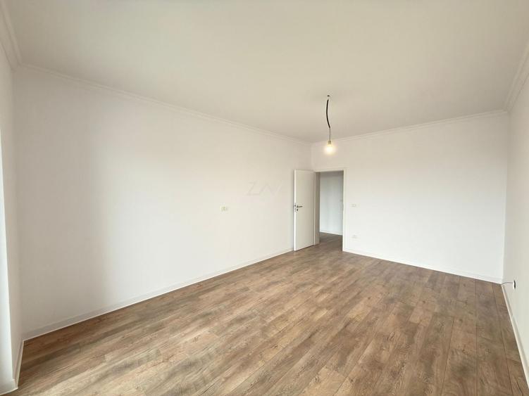 Apartament cu 2 camere decomandat în Giroc