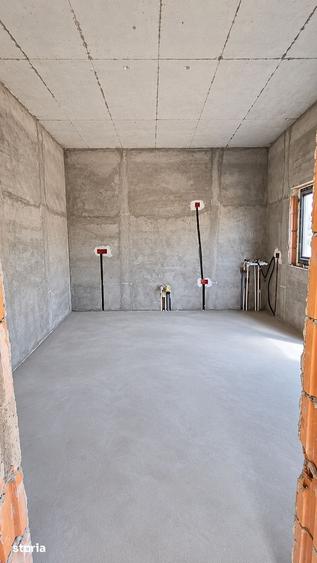 Casă cu 4 camere cu Teren 340 Mp în Central