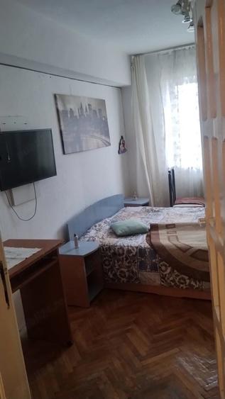 Apartament cu 4 camere decomandat în Ultracentral