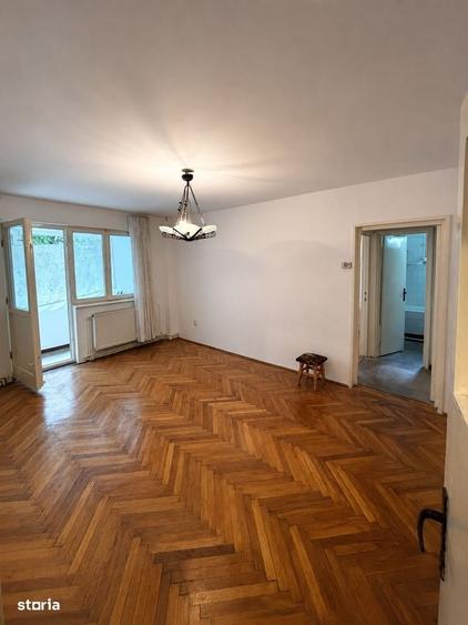 Apartament cu 2 camere semidecomandat în Obor