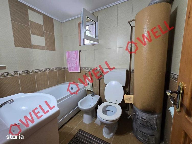 Casă cu 4 camere în Zăbrătău