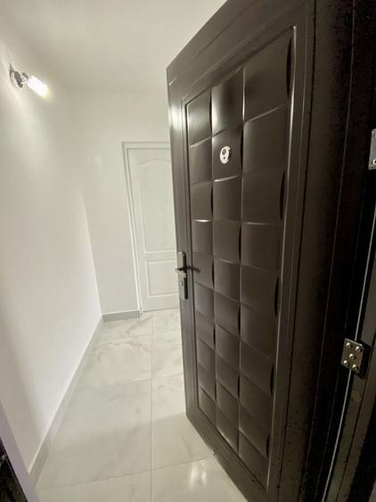 Apartament cu 2 camere semidecomandat în Deve