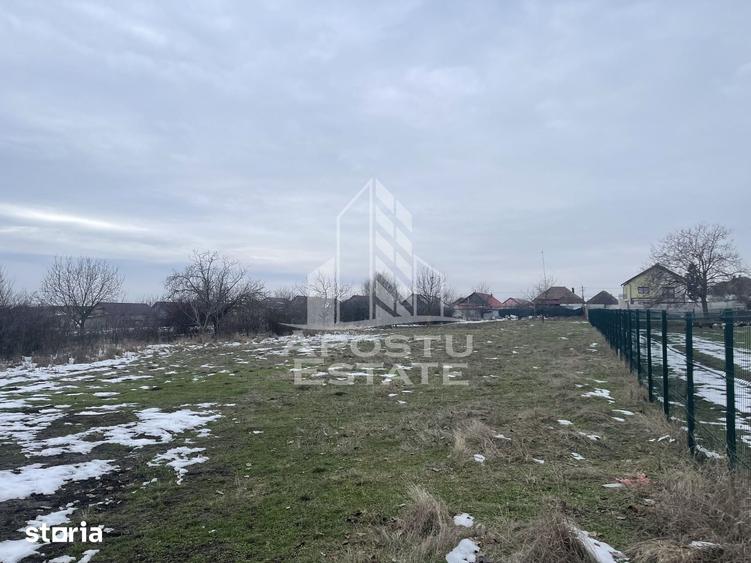 Teren de 2133 mp, în Giarmata