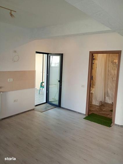 Apartament cu 3 camere în Bradu