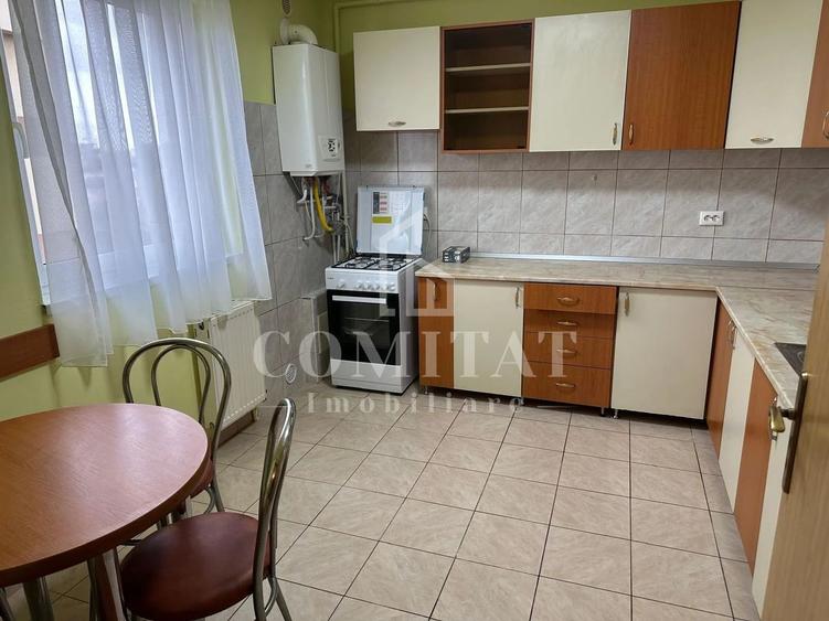 Apartament cu 2 camere semidecomandat, mobilat în Andrei Mureșanu