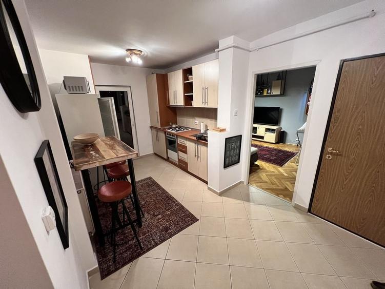 Apartament cu 2 camere decomandat în Grigorescu