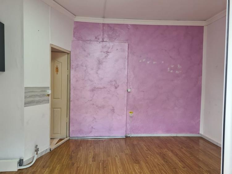 Spațiu comercial, de 20 mp, în Central