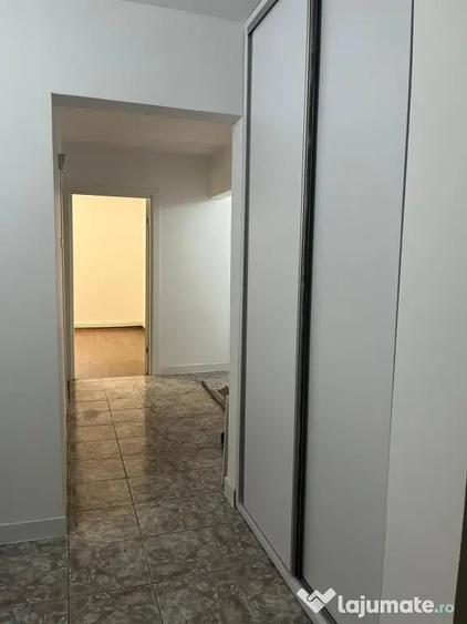 Apartament cu 2 camere decomandat în Exterior Vest
