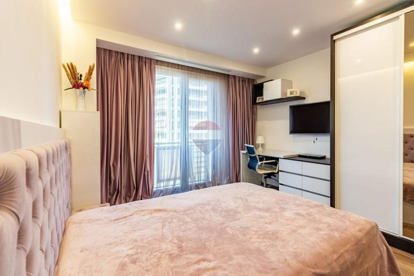 Apartament cu 4 camere decomandat, mobilat în Barbu Văcărescu