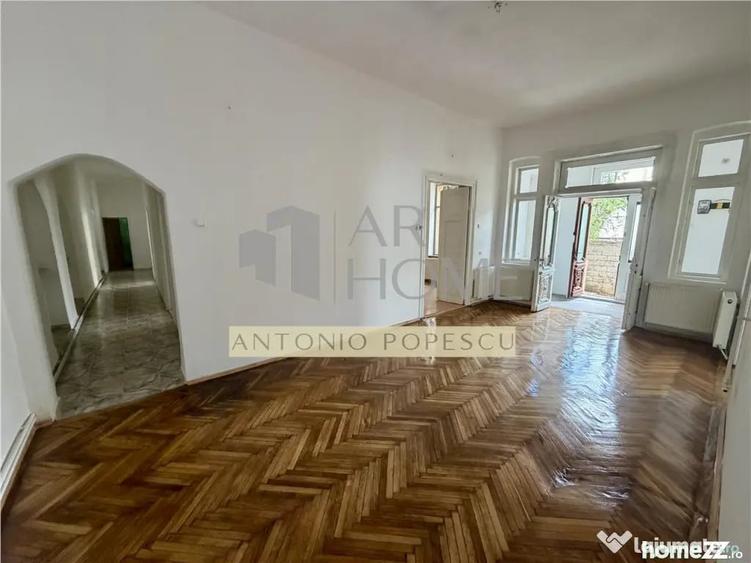 Casă cu 4 camere cu Teren 605 Mp în Central