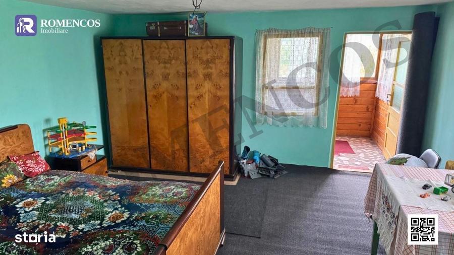 Casă cu 4 camere cu Teren 4100 Mp în Central