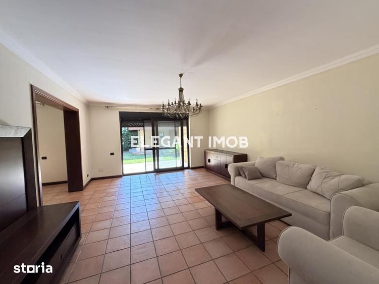 Casă cu 4 camere cu Teren 585 Mp în Corbeanca