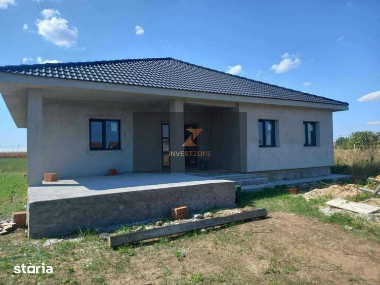 Casă cu 5 camere cu Teren 500 Mp în Nojorid