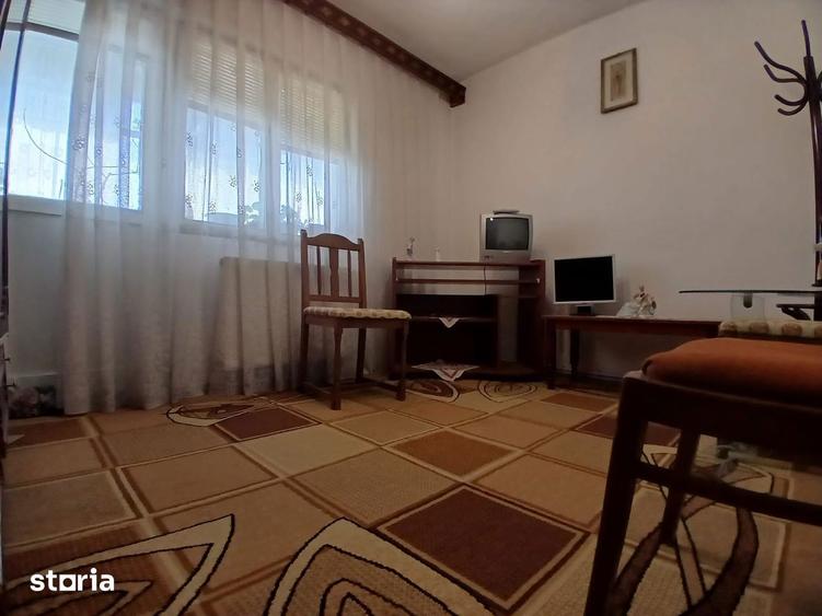 Decomandat! Vanzare apartament cu 3 in Targoviste- m11! - 2