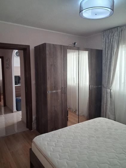 Apartament cu 2 camere decomandat în Exterior Vest