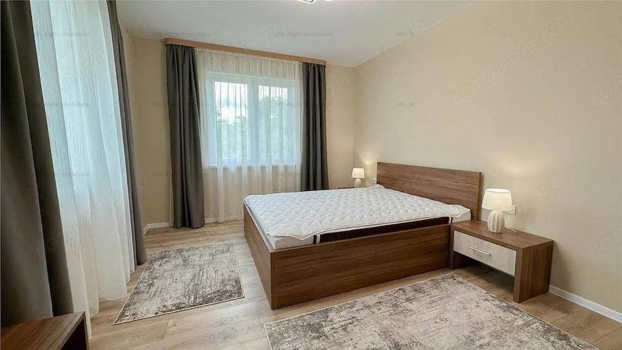 Apartament cu 4 camere în Central