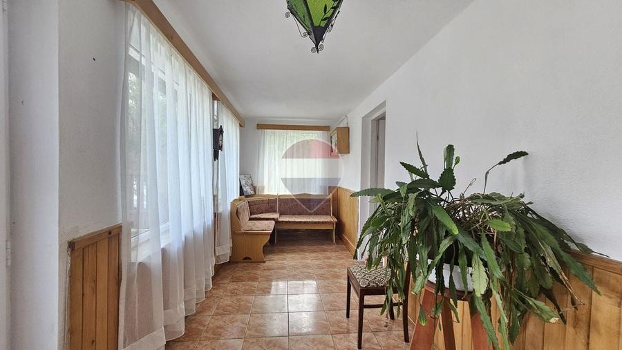 Casă individuală cu 4 camere cu Teren 4840 Mp în Sohodol
