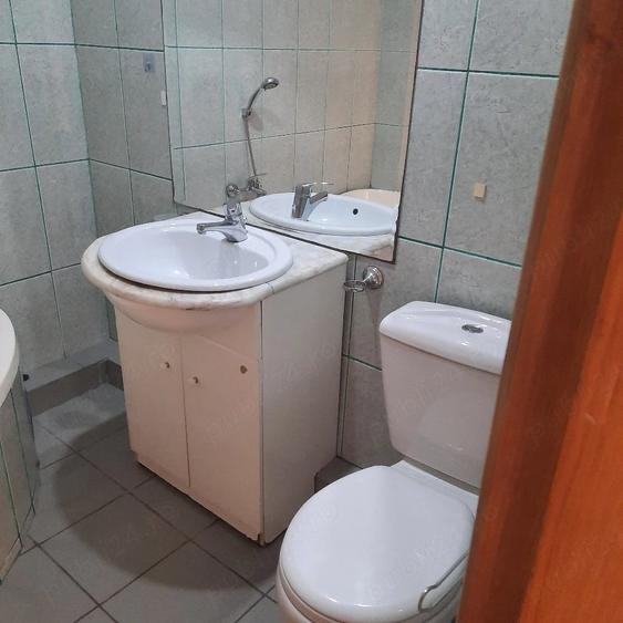 Apartament cu 2 camere semidecomandat în 1 Decembrie 1918