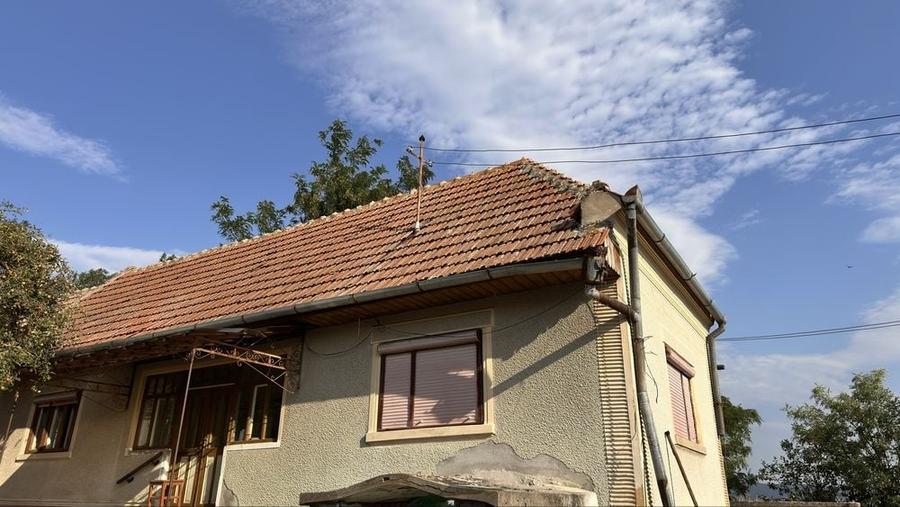 Casă cu 4 camere în Ghirbom
