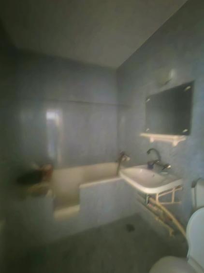 Apartament cu 2 camere semidecomandat în Hristo Botev