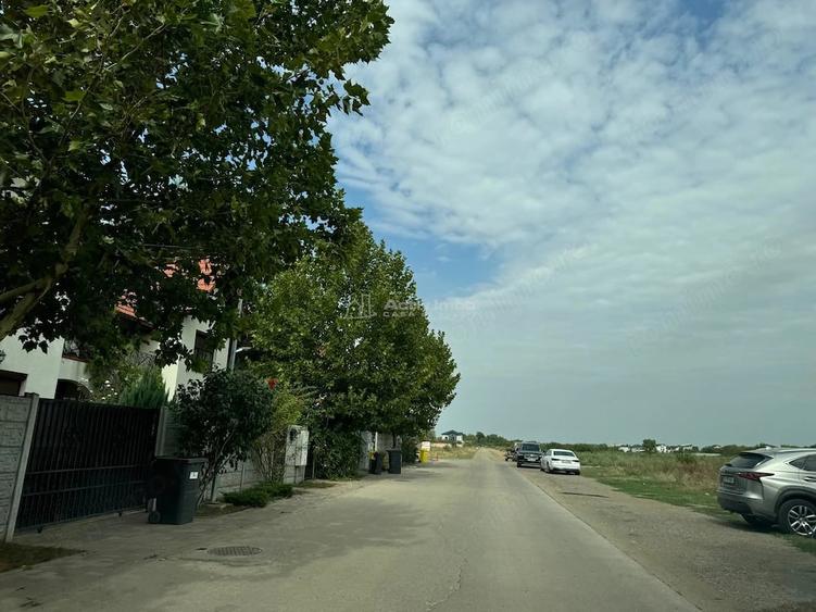 Teren de 100000 mp, în Central