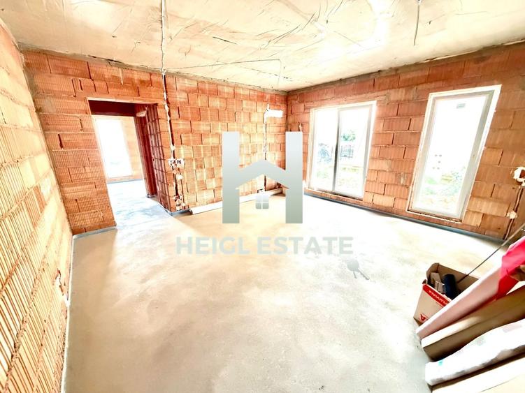 Apartament cu 2 camere semidecomandat în Giroc