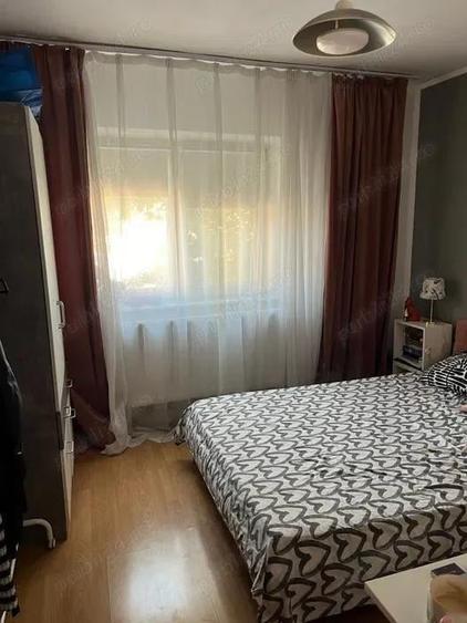 Apartament cu 3 camere decomandat în Bucovina