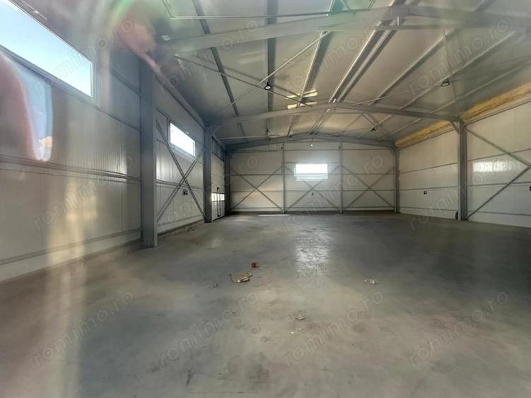 Spațiu comercial, de 440 mp, în Domnești