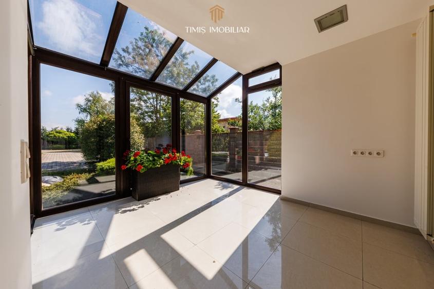 Spațiu comercial, de 140 mp, în Dumbrăvița
