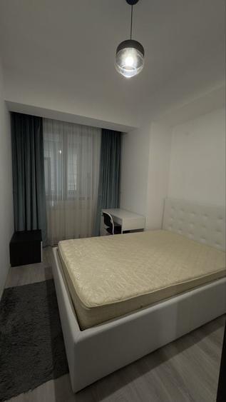 Apartament cu 2 camere decomandat în Galata
