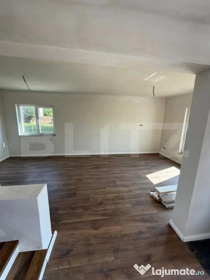 Casa cu etaj, 120 mp utili, 400 mp teren, Moara - Suceava - 1