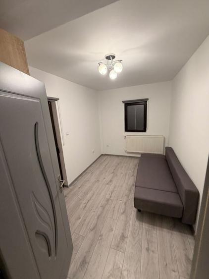 Inchiriez apartament 2 camere Pacurari - 1
